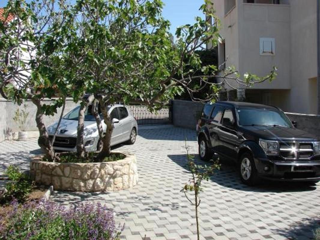 Bruna Apartment راب المظهر الخارجي الصورة